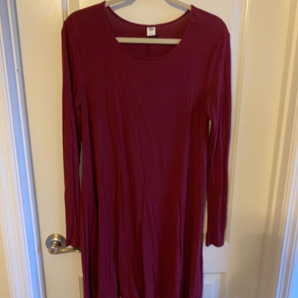 Old Navy maroon shift dress